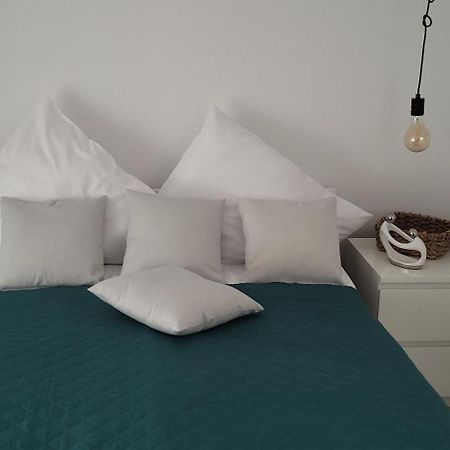 Apartamenty Pod Uwalonym Debem Jezow Sudecki Eksteriør billede